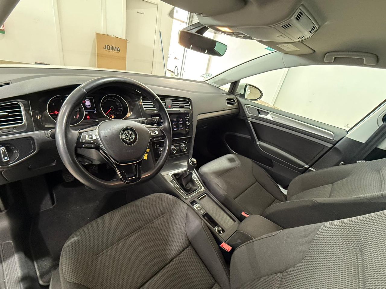 Foto Volkswagen Golf 18