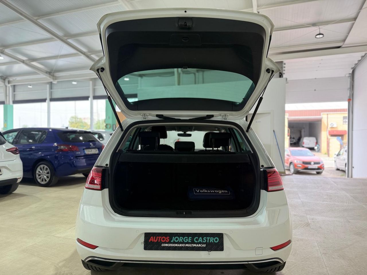 Foto Volkswagen Golf 23
