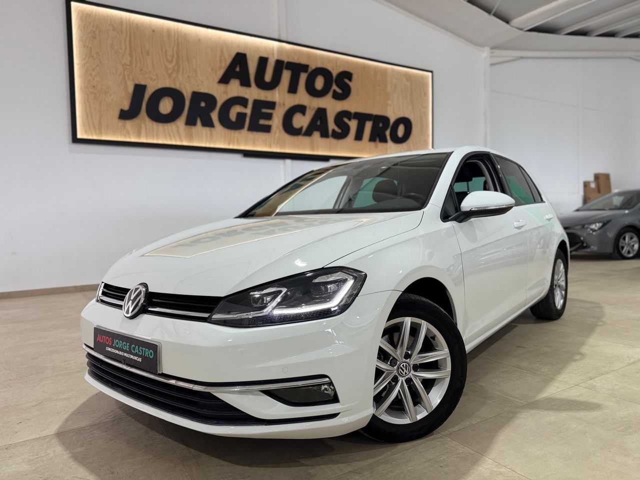 Foto Volkswagen Golf 28