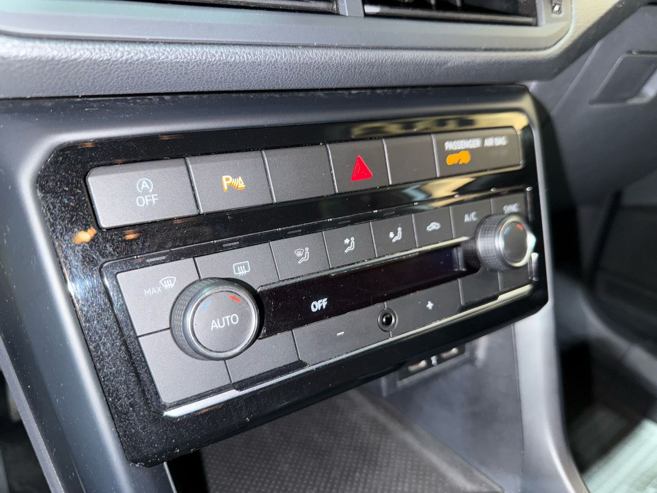 Foto Volkswagen T-Cross 19