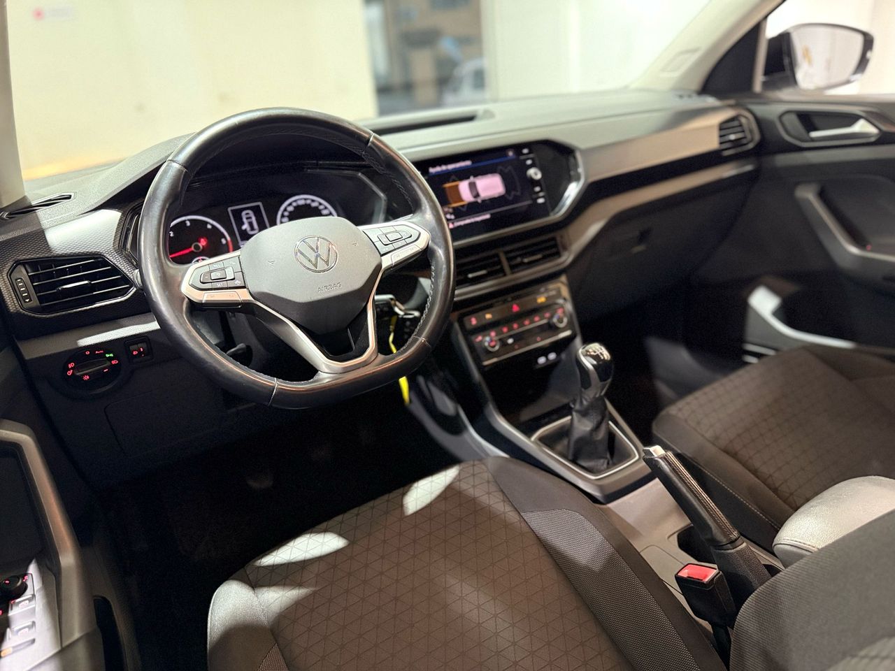 Foto Volkswagen T-Cross 20