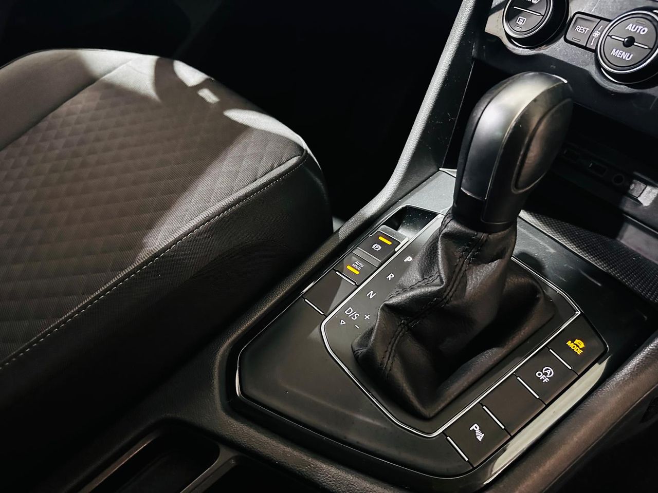 Foto Volkswagen Tiguan 11