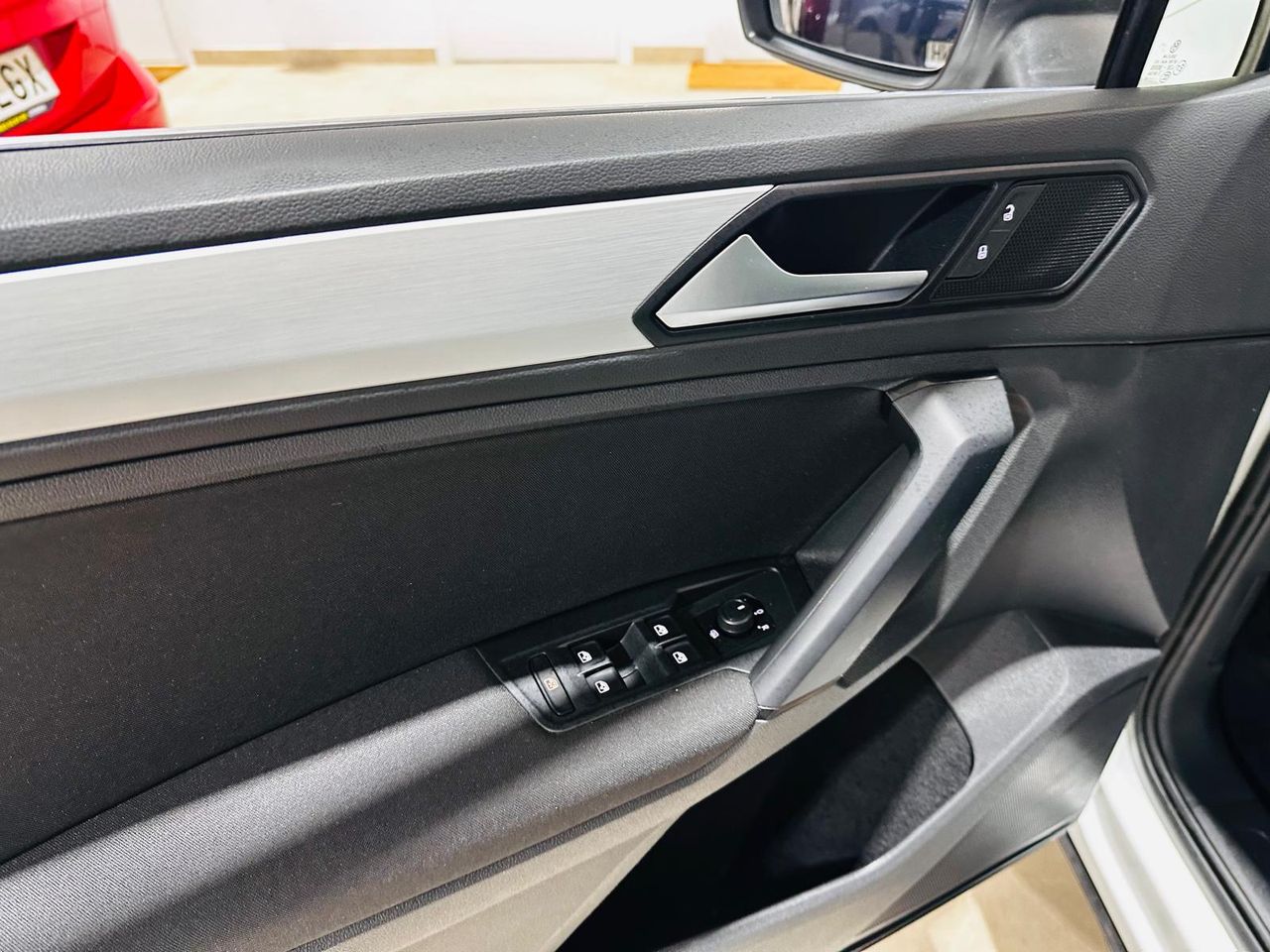 Foto Volkswagen Tiguan 12