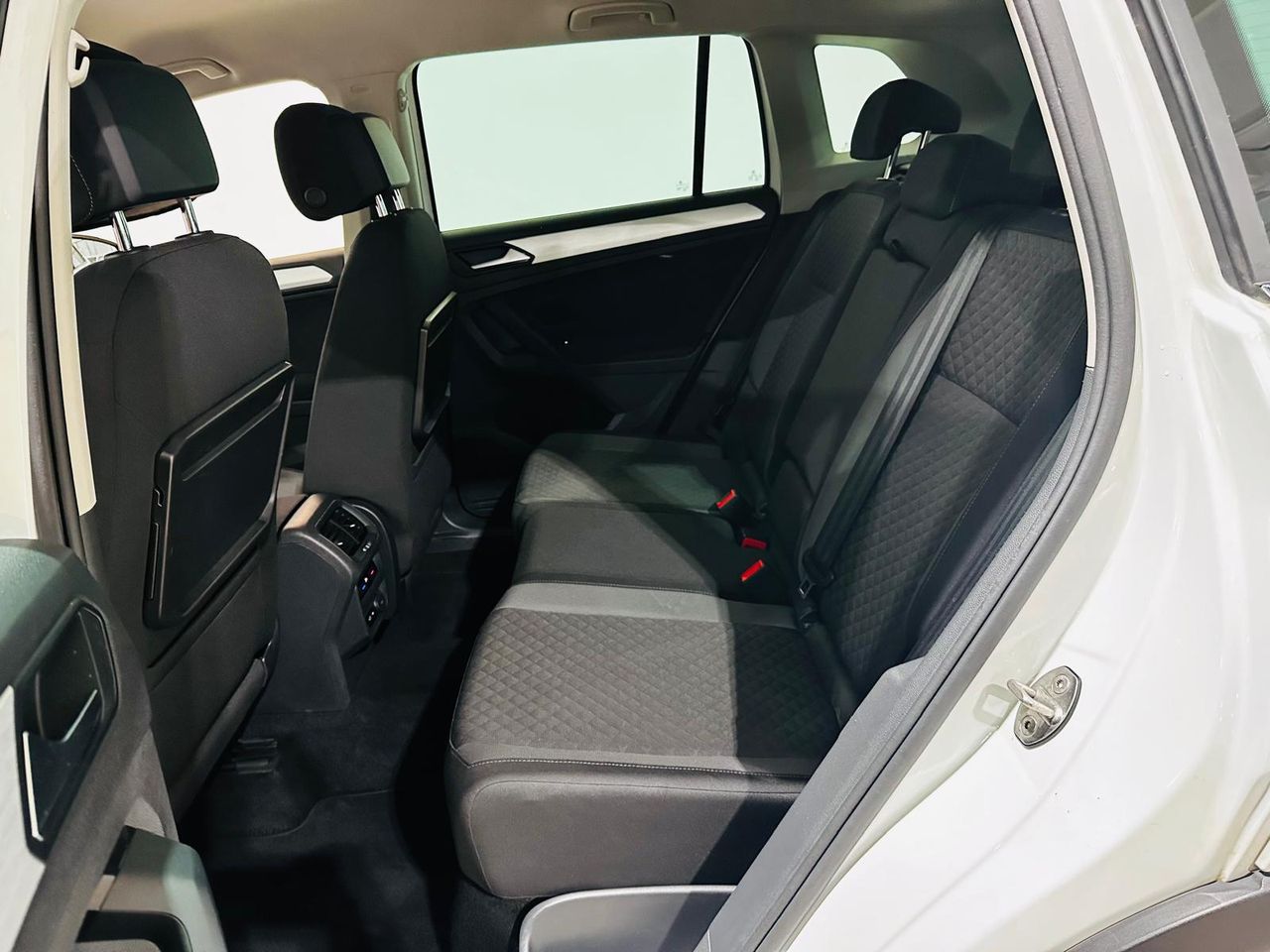 Foto Volkswagen Tiguan 14