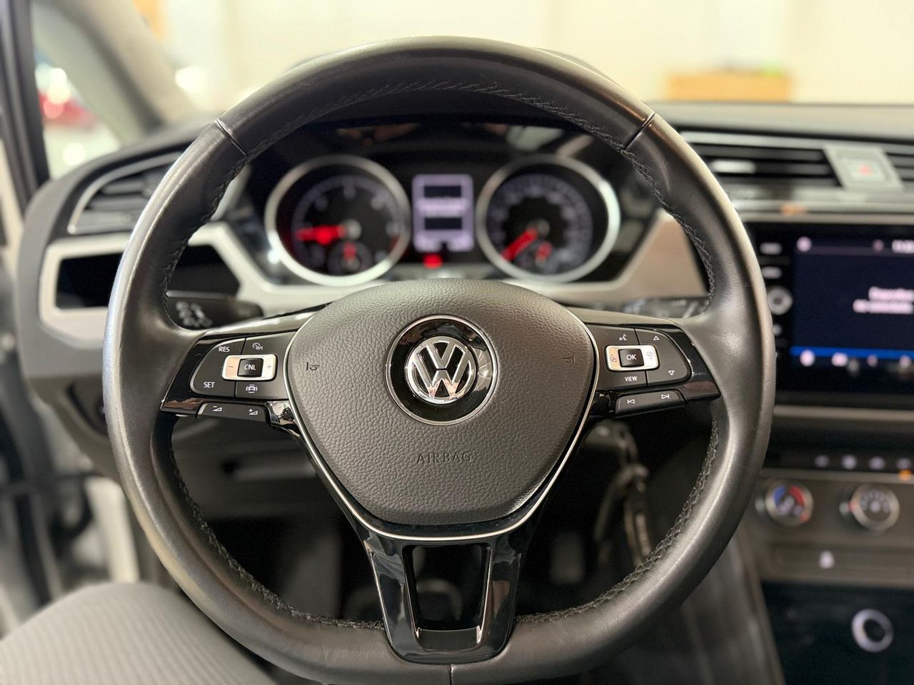 Foto Volkswagen Touran 9