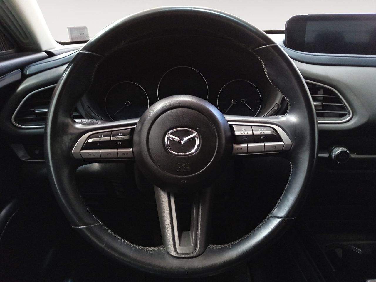 Foto Mazda CX-30 6