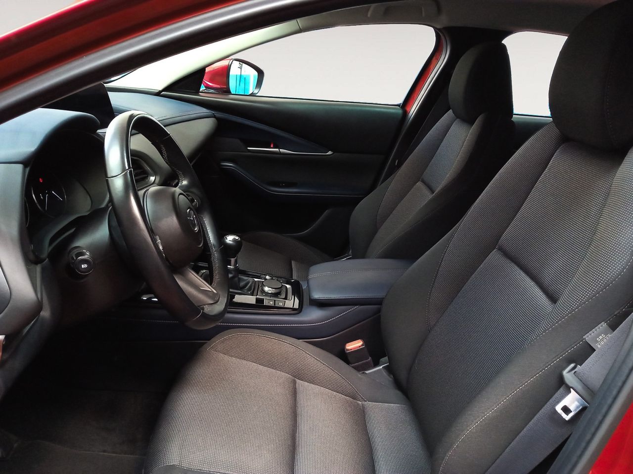 Foto Mazda CX-30 7