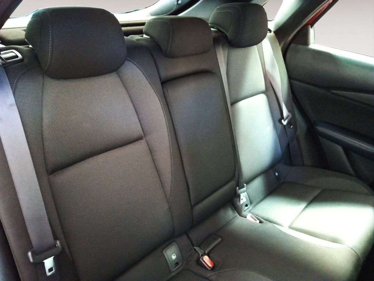 Foto Mazda CX-30 8