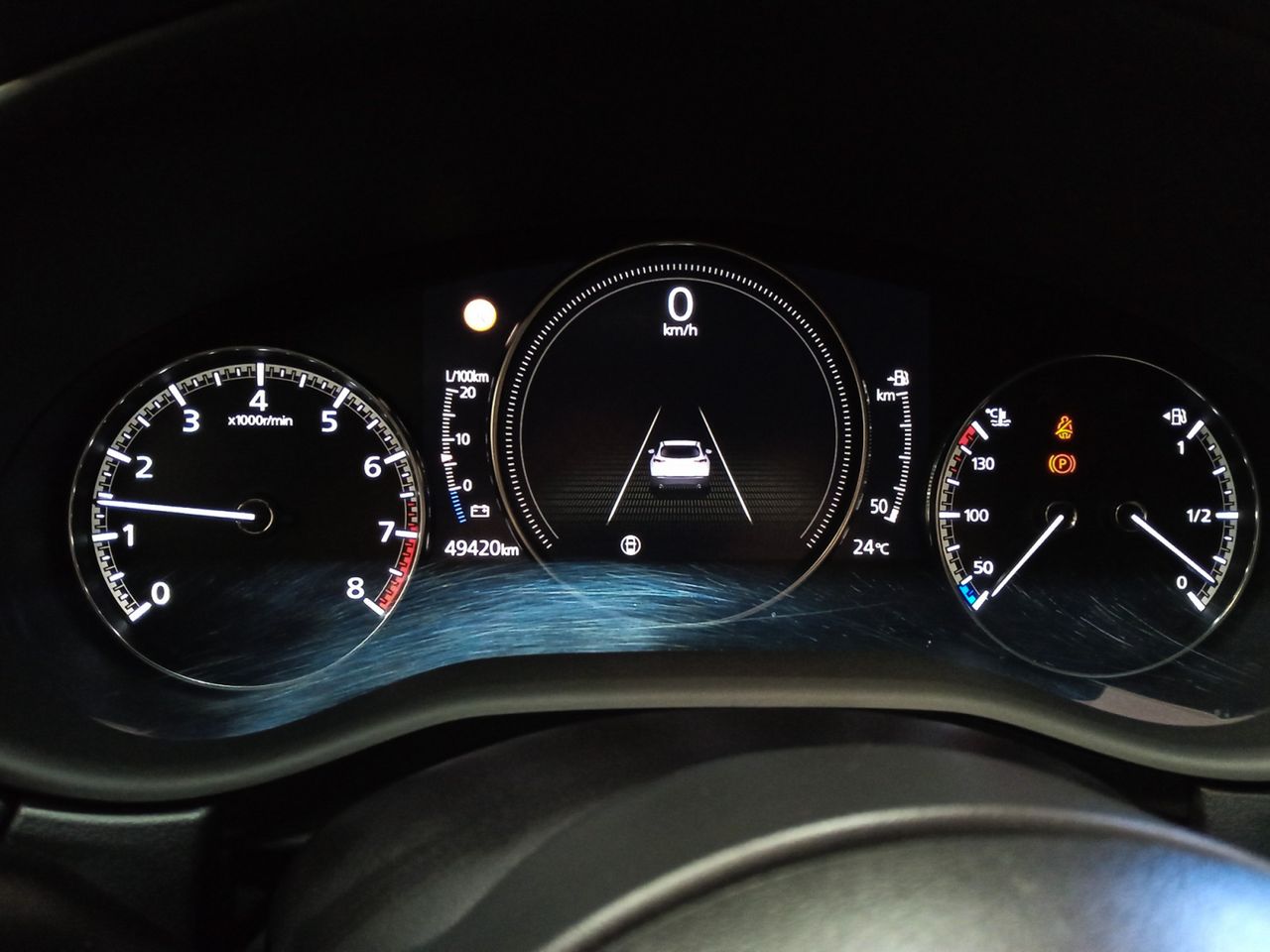Foto Mazda CX-30 12