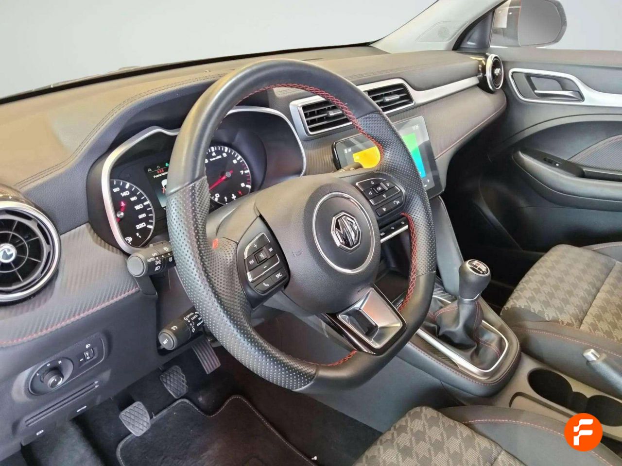 Foto MG ZS 17