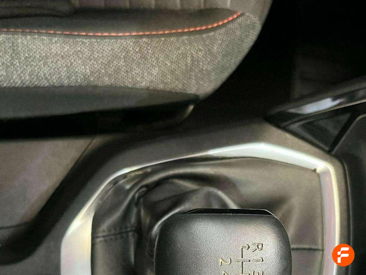 Foto Peugeot 2008 18