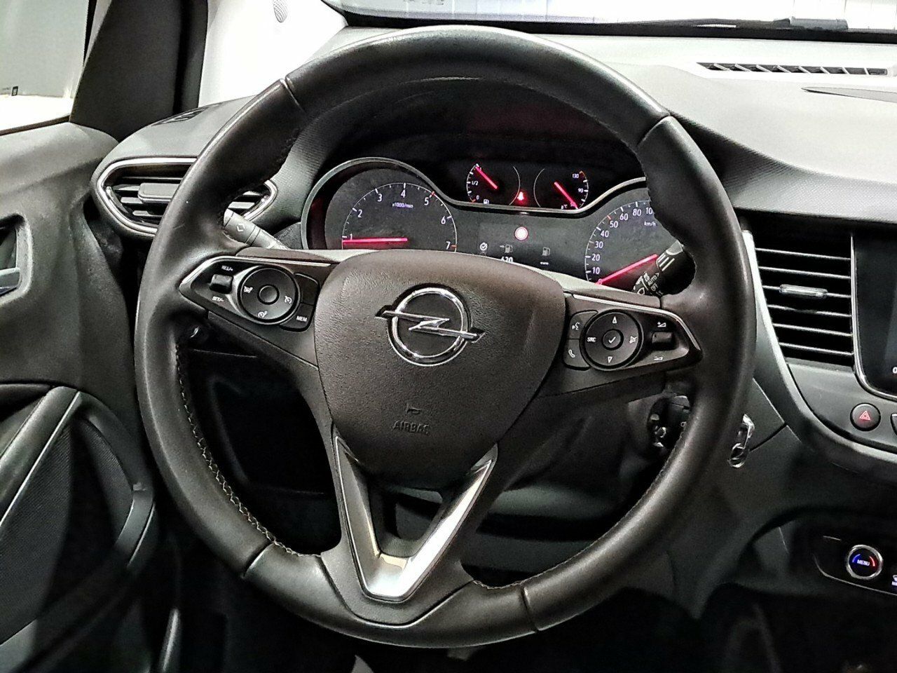 Foto Opel Crossland X 11