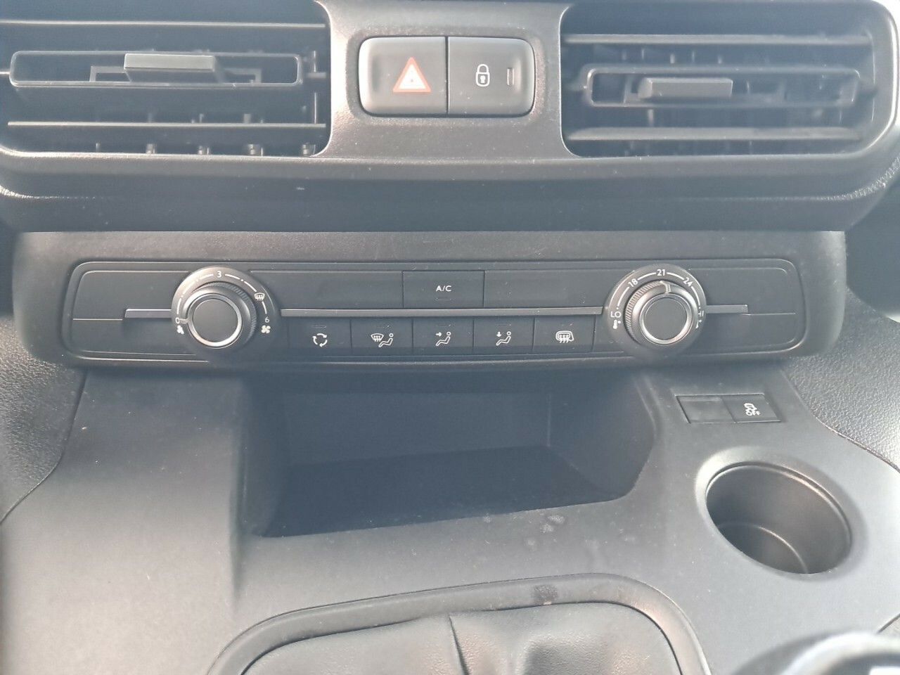 Foto Toyota Proace 17