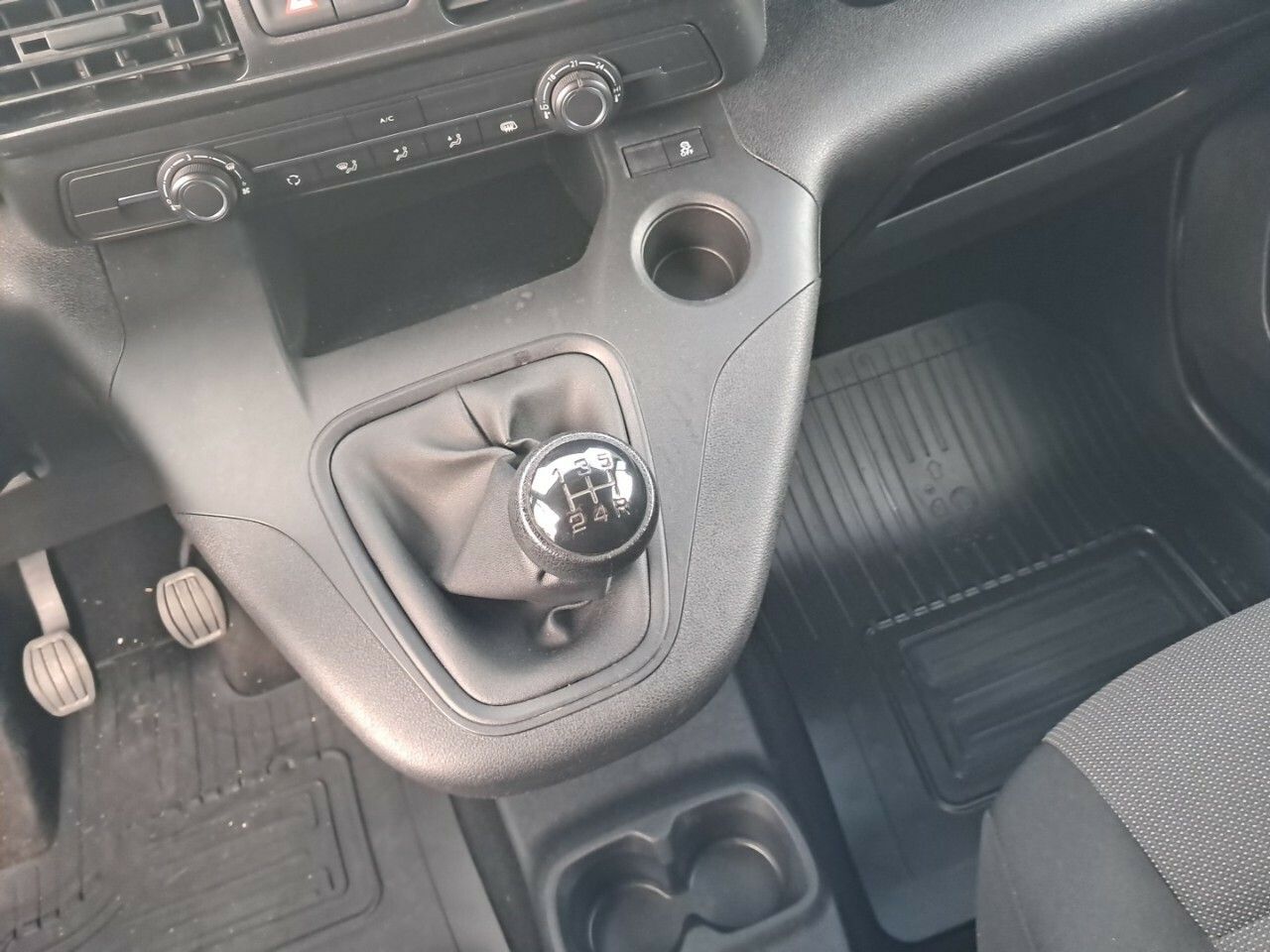 Foto Toyota Proace 18