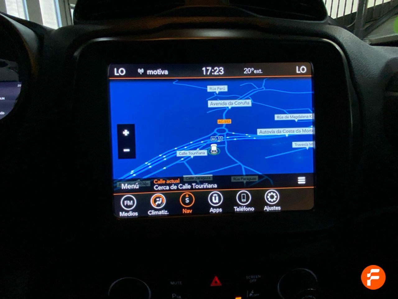 Foto Jeep Renegade 15
