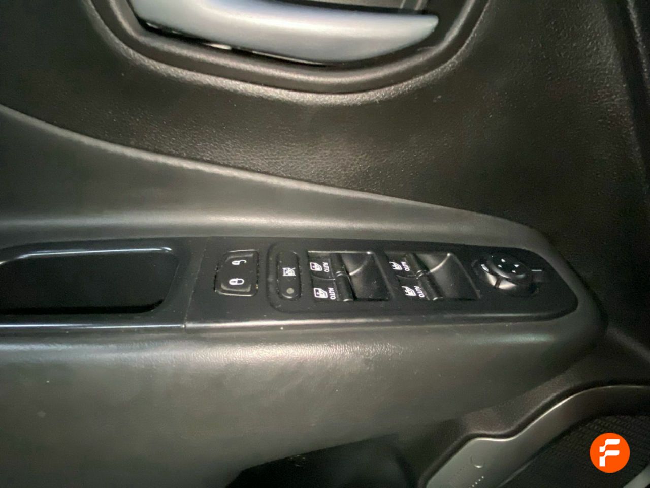 Foto Jeep Renegade 24