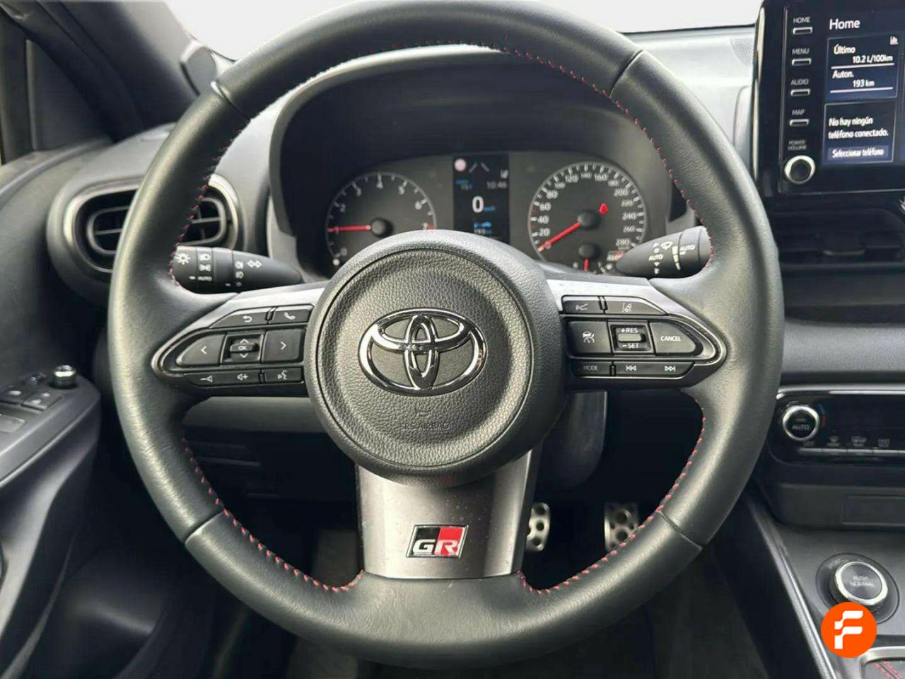 Foto Toyota Yaris 12