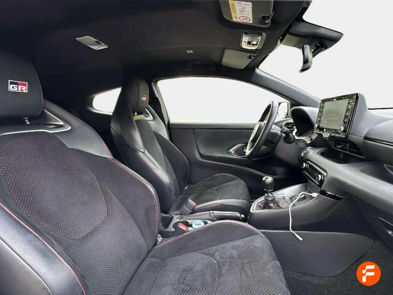 Foto Toyota Yaris 14