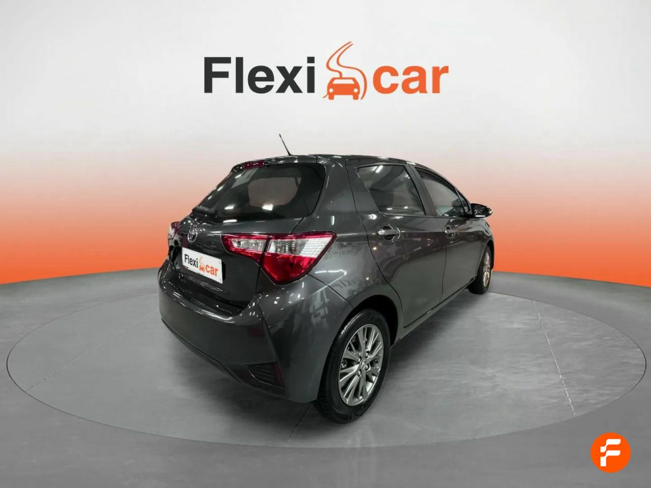 Foto Toyota Yaris 8