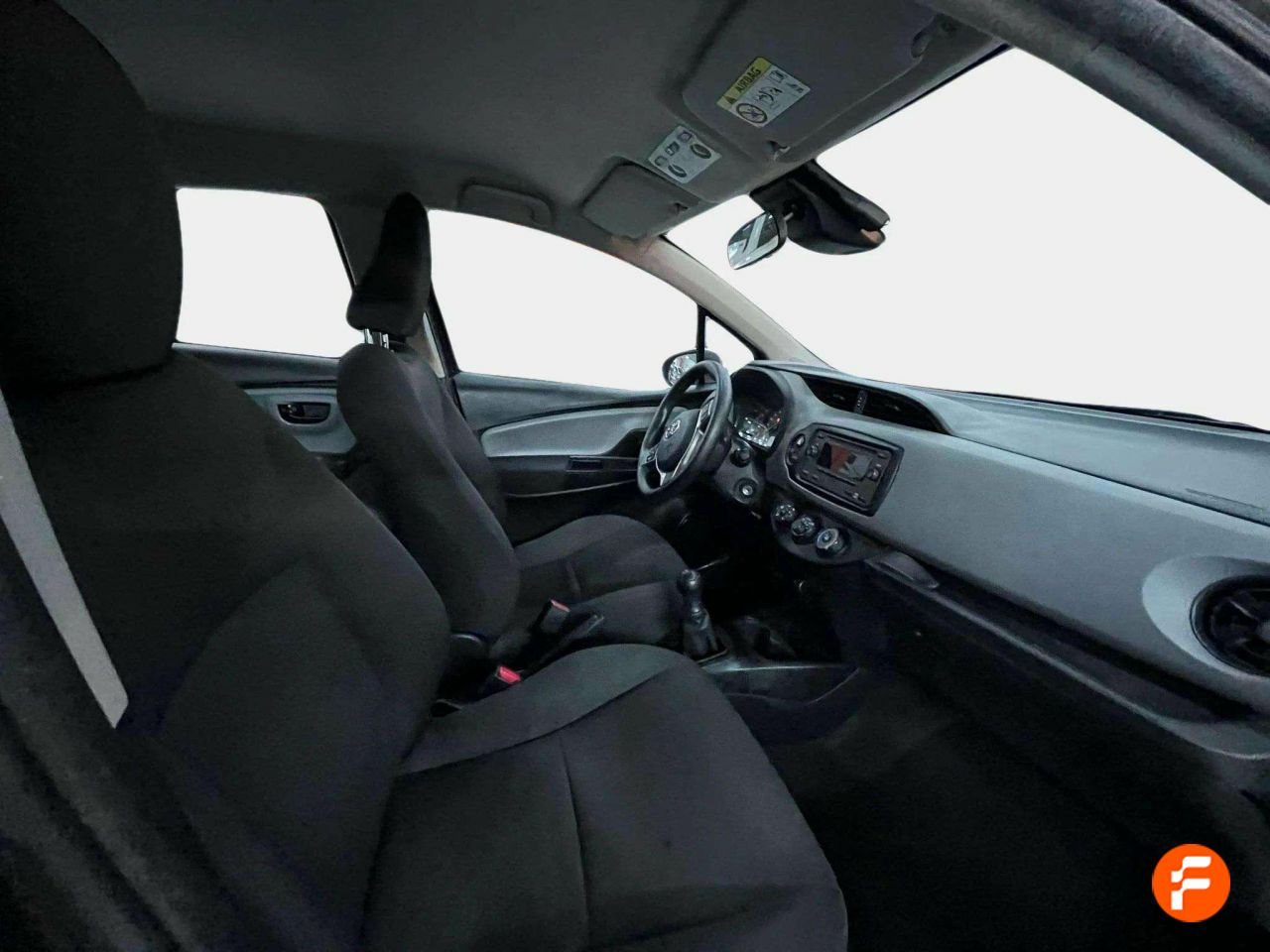 Foto Toyota Yaris 10
