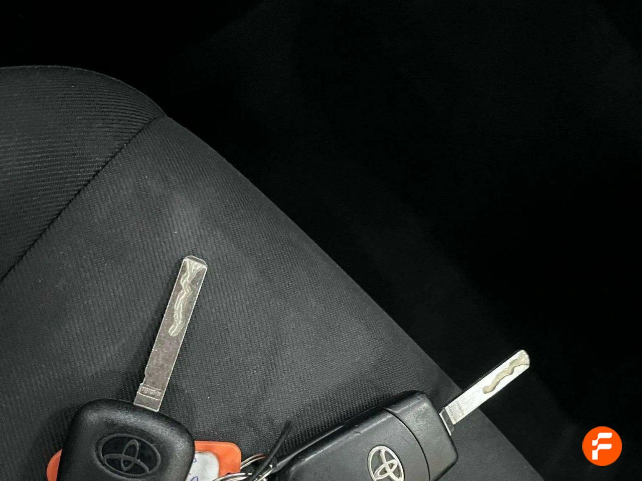 Foto Toyota Yaris 15