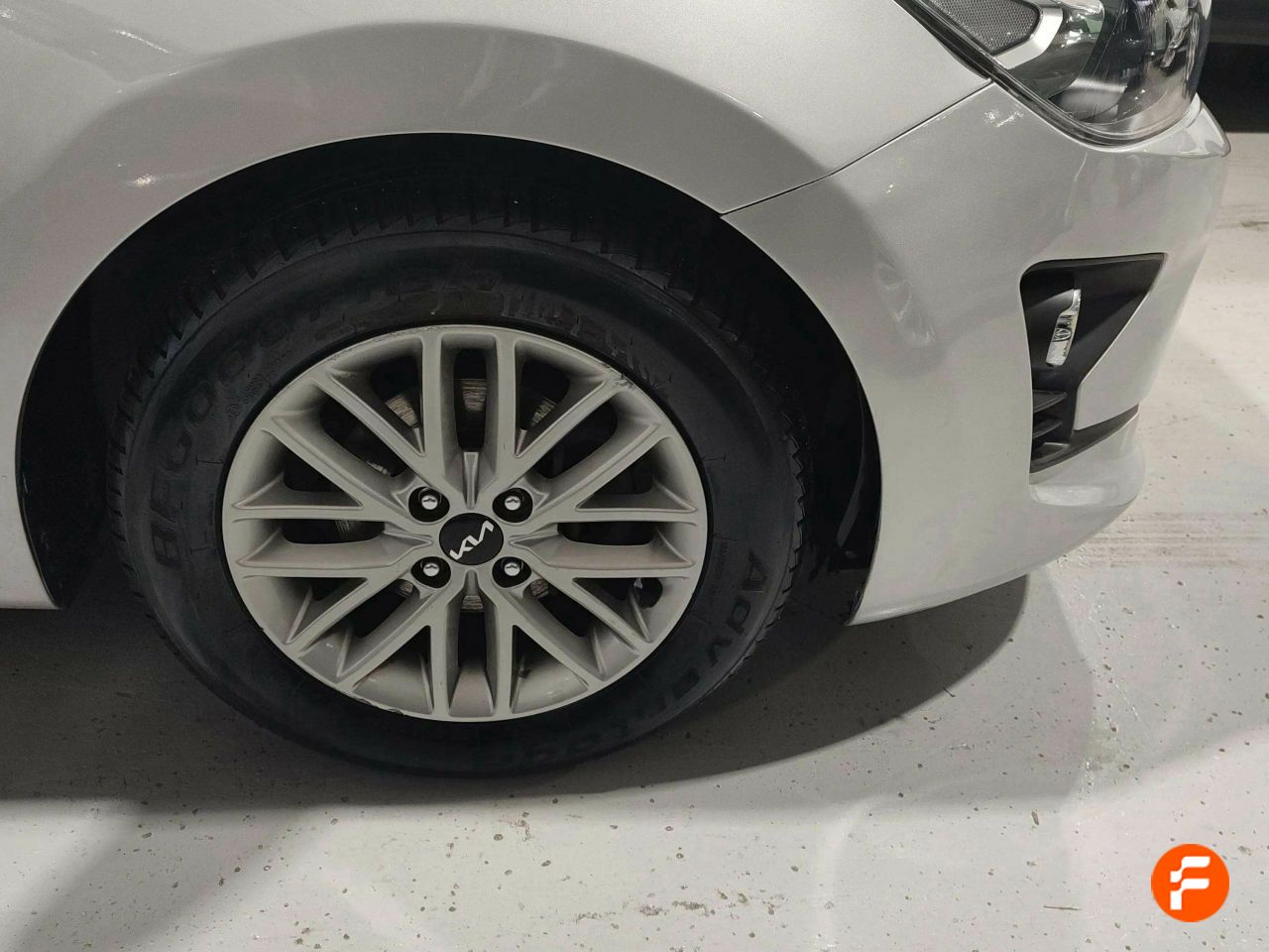 Foto Kia Rio 14