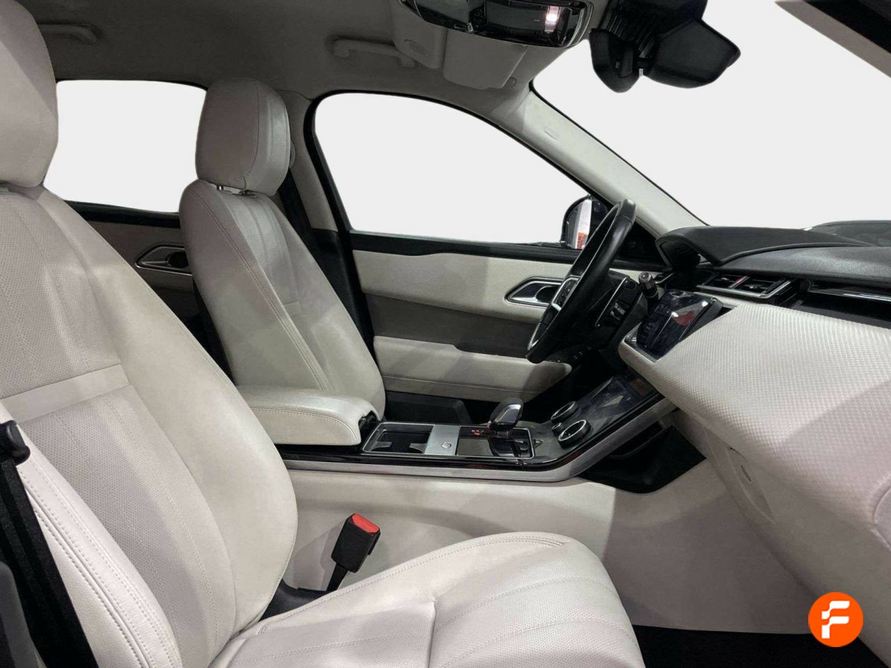 Foto Land-Rover Range Rover Velar 16