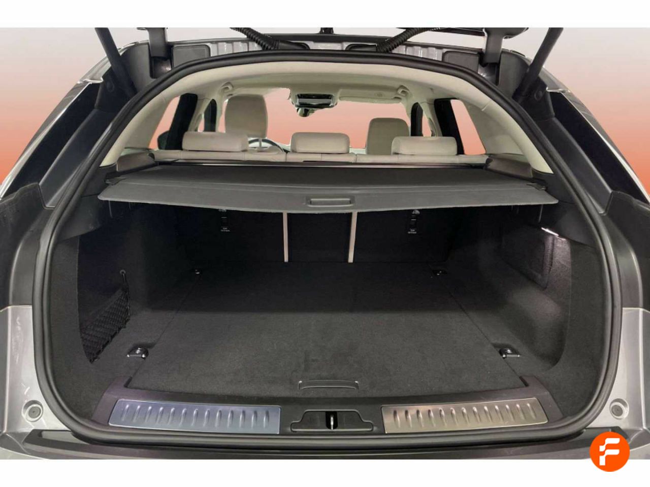 Foto Land-Rover Range Rover Velar 23