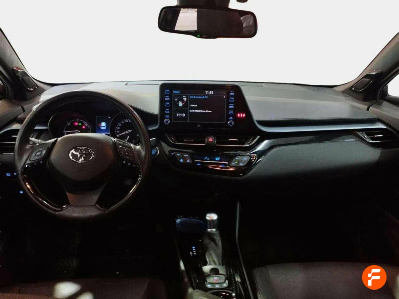 Foto Toyota C-HR 10