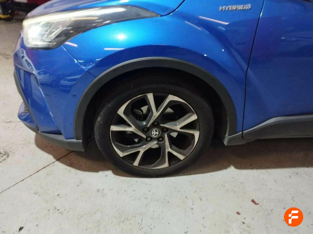Foto Toyota C-HR 18