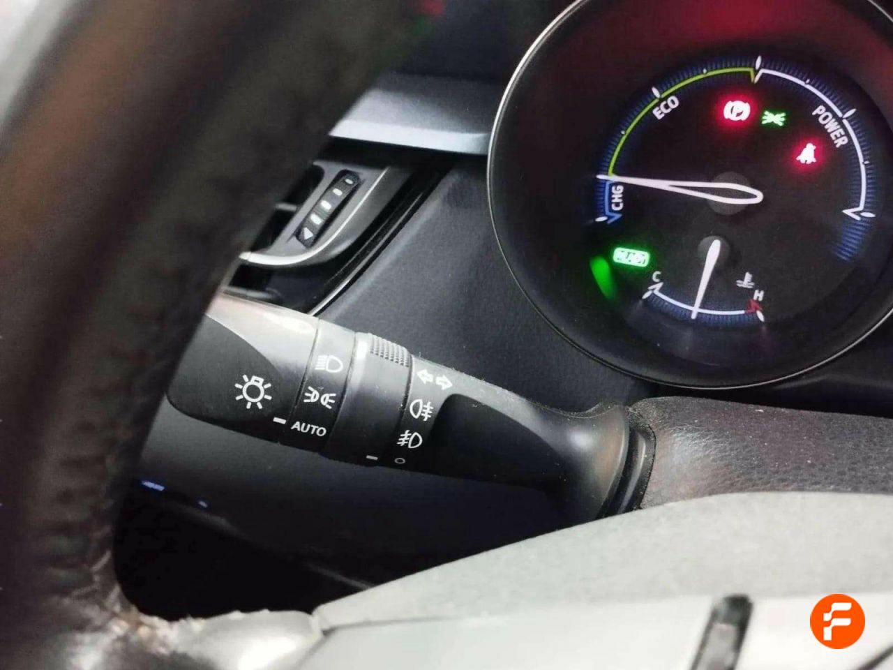 Foto Toyota C-HR 21