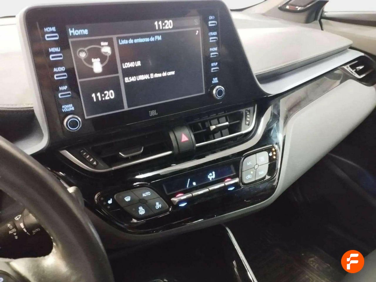 Foto Toyota C-HR 26