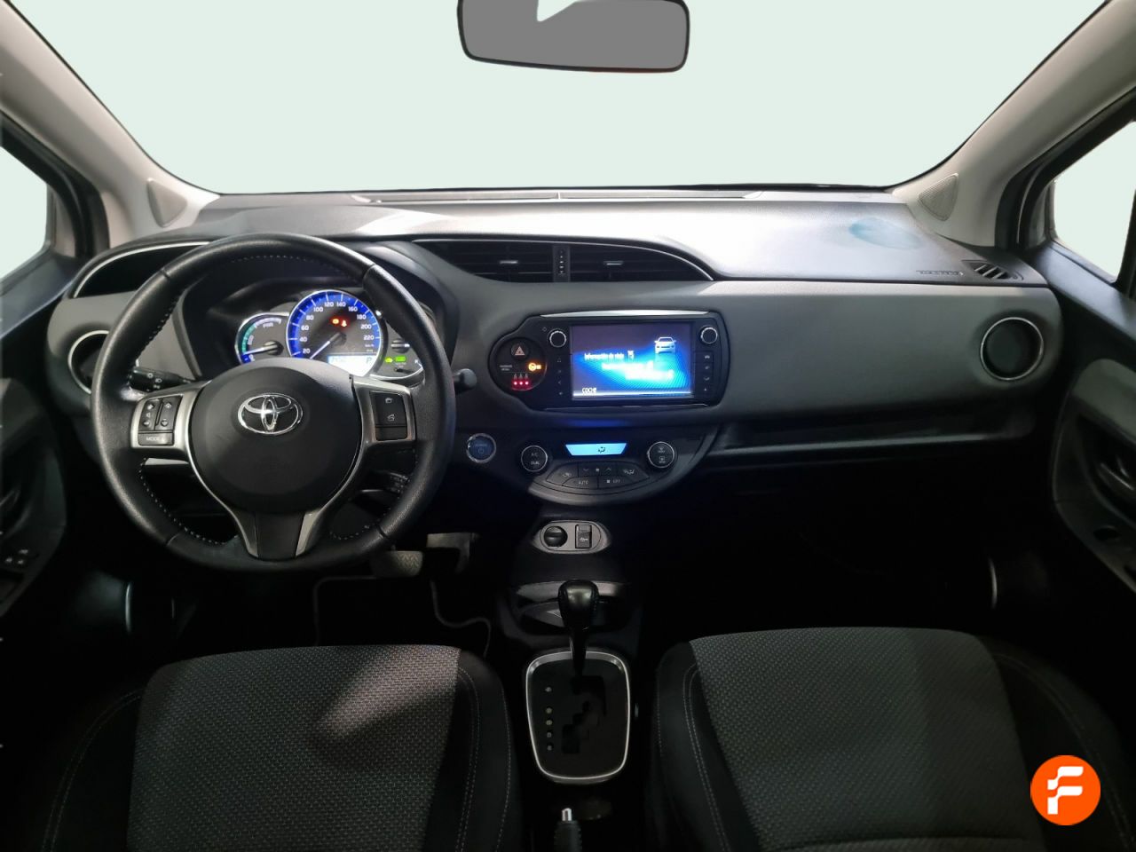 Foto Toyota Yaris 11