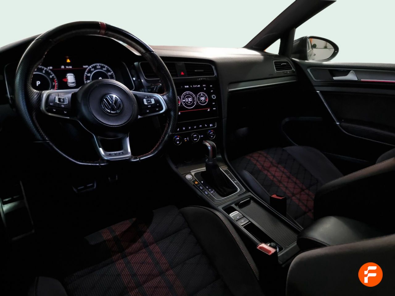 Foto Volkswagen Golf 10