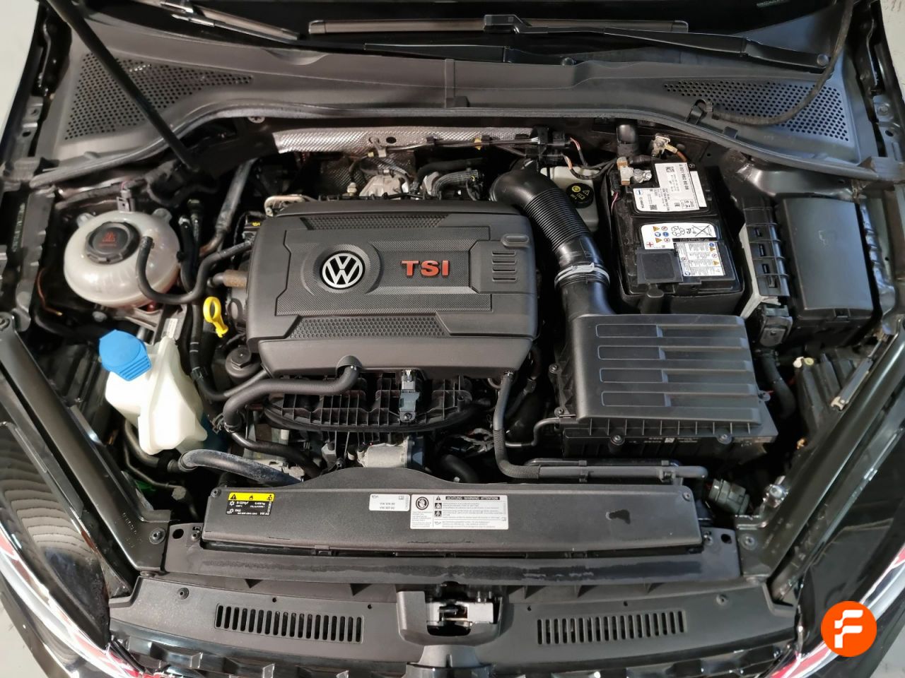 Foto Volkswagen Golf 23