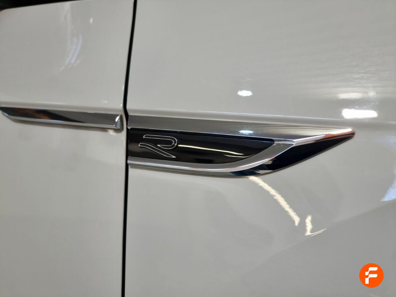 Foto Volkswagen T-Roc 16