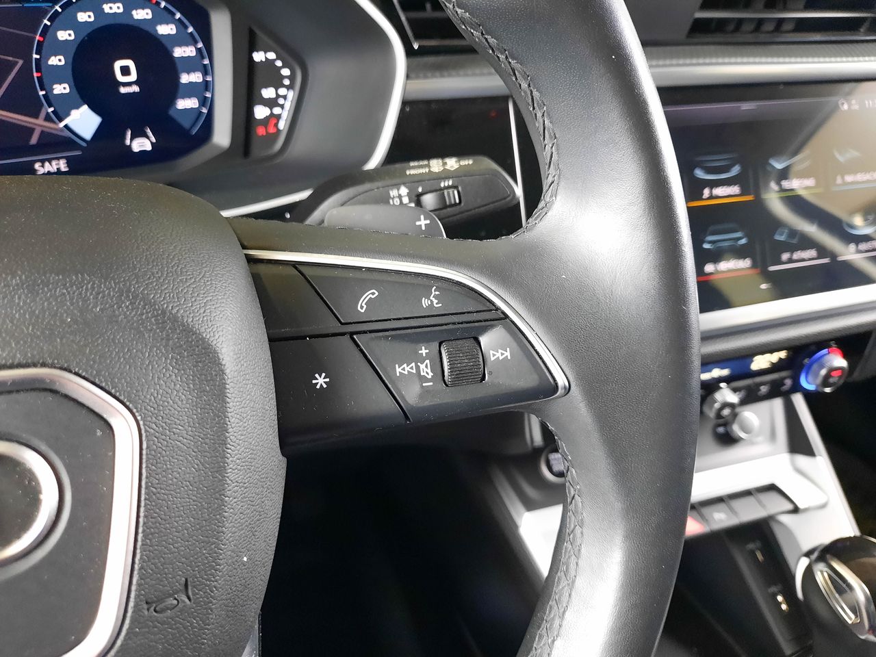 Foto Audi Q3 10