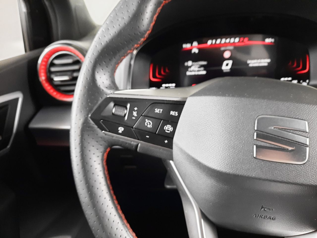 Foto Seat Arona 16