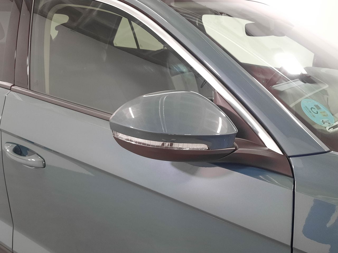 Foto Volkswagen T-Roc 4