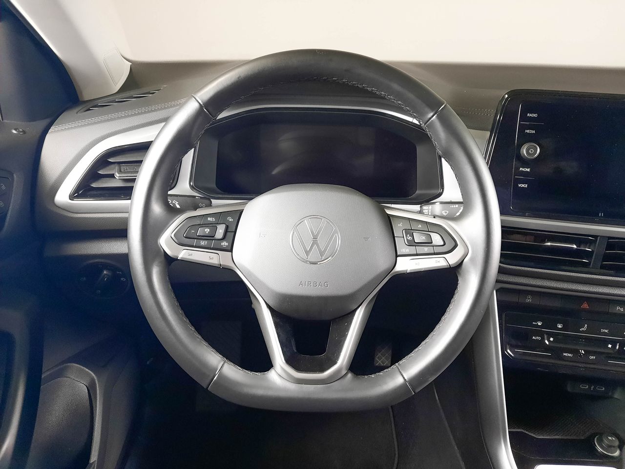 Foto Volkswagen T-Roc 8