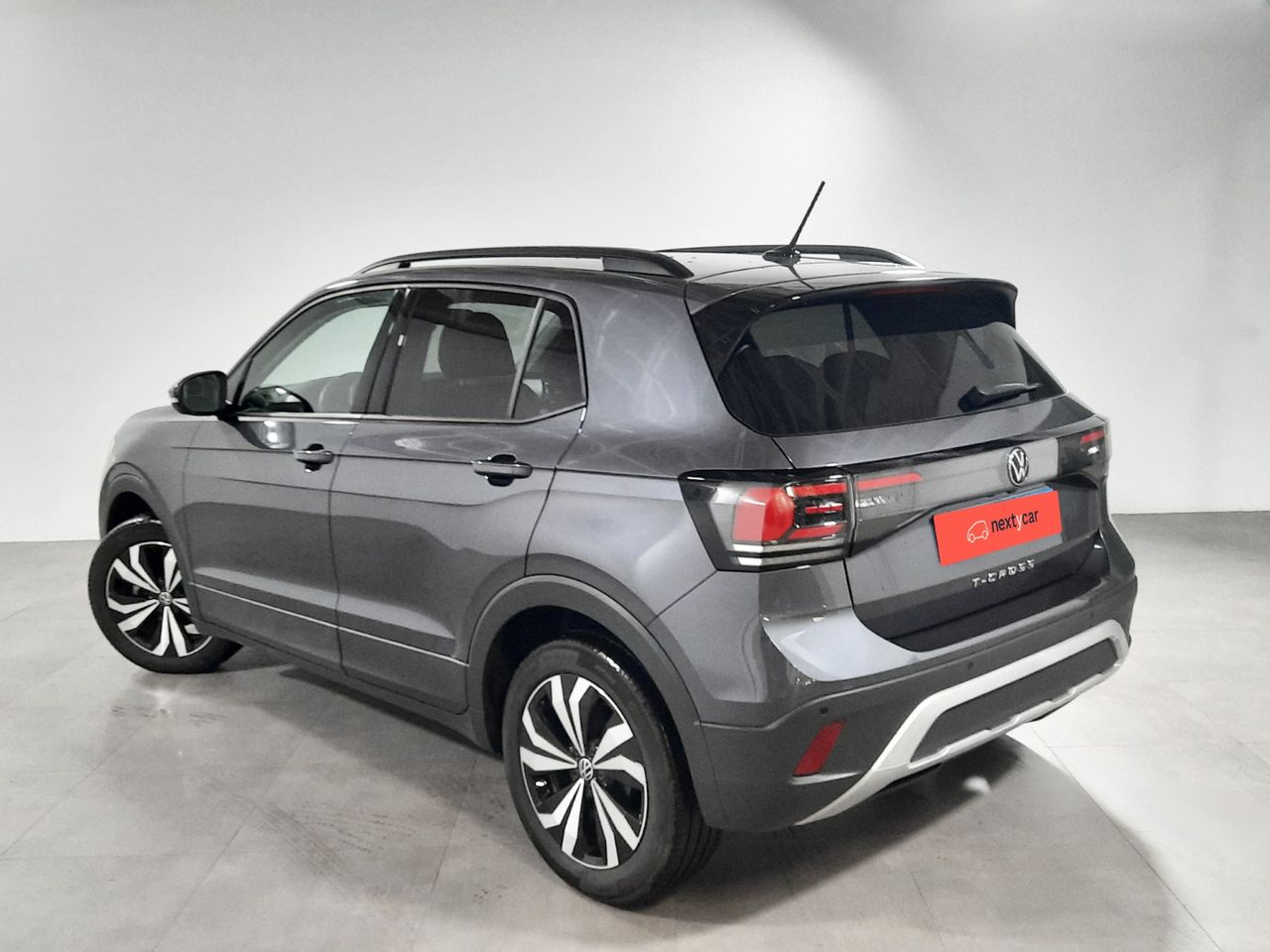 Foto Volkswagen T-Cross 2