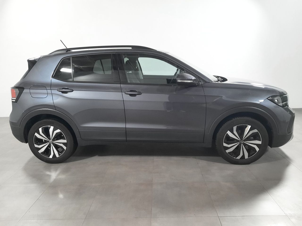 Foto Volkswagen T-Cross 3
