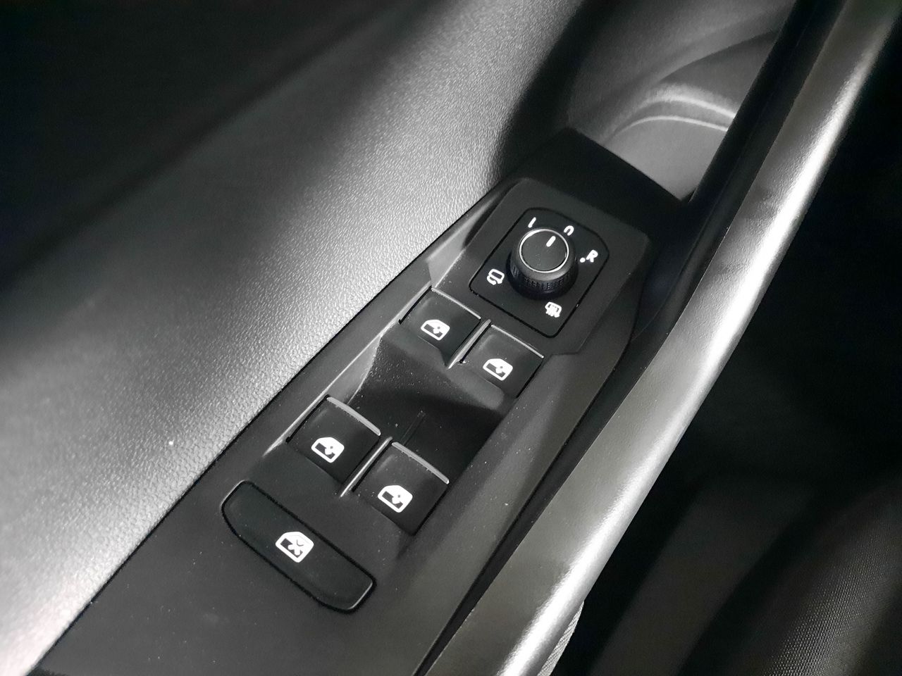 Foto Volkswagen Taigo 14