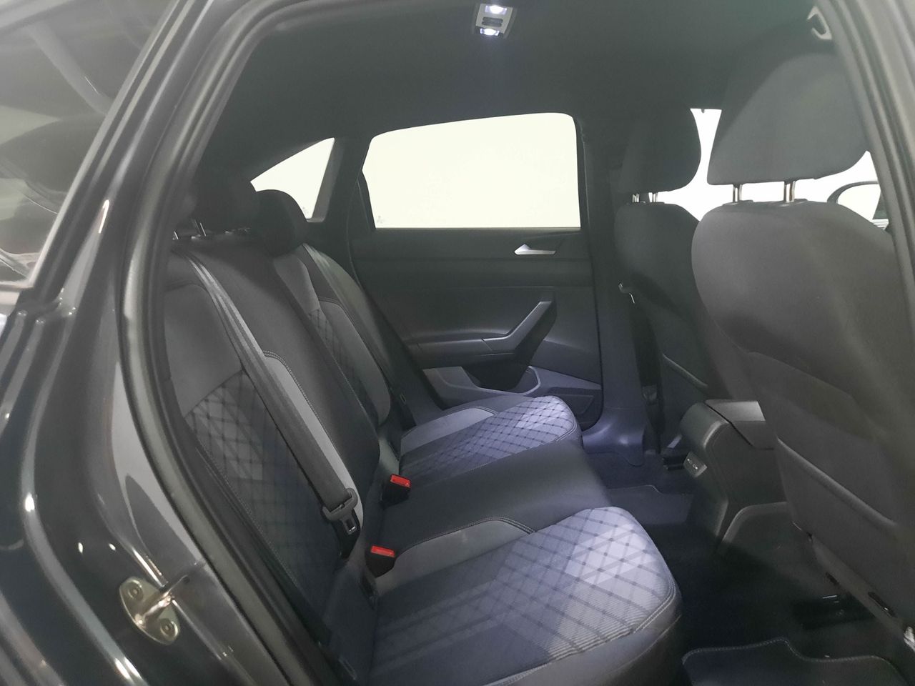 Foto Volkswagen Taigo 9