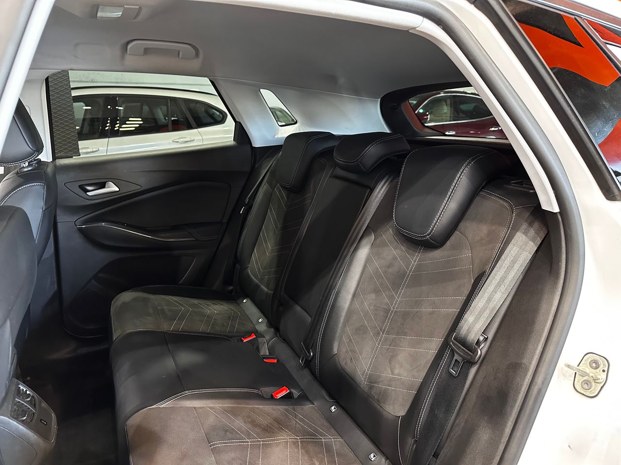 Foto Opel Grandland X 17
