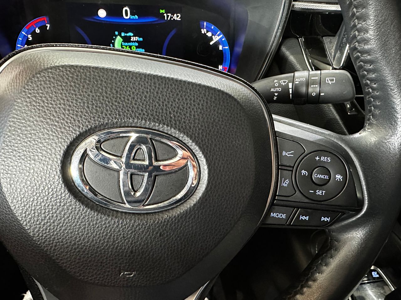 Foto Toyota Corolla 16