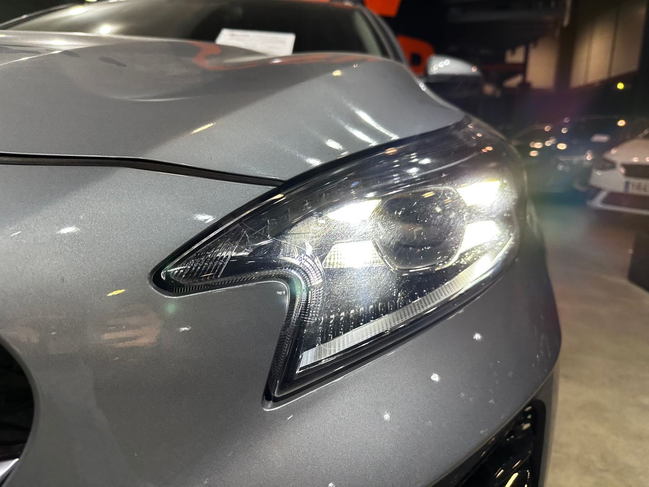 Foto Kia XCeed 24