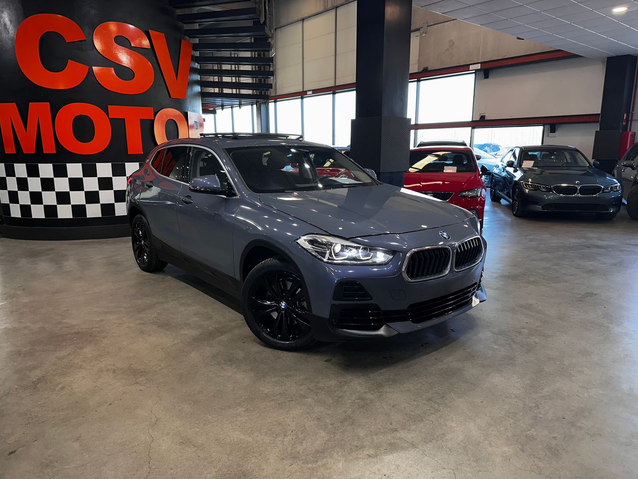 Foto BMW X2 4