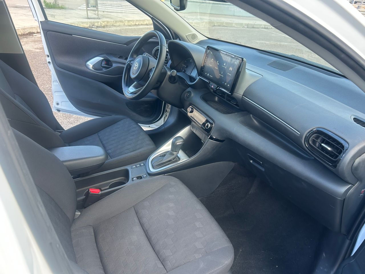 Foto Toyota Yaris 9