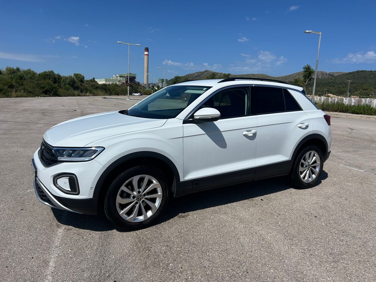 Foto Volkswagen T-Roc 2